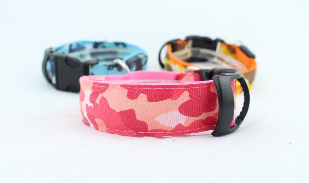 Light Up LED Dog Collar , Luminous Flashing Dog Collars For Small Dogs