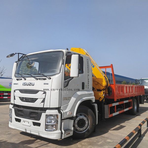 Quality ISUZU Giga 204hp truck with SQ8ZK3Q 8ton Mobile Folding Crane for sale