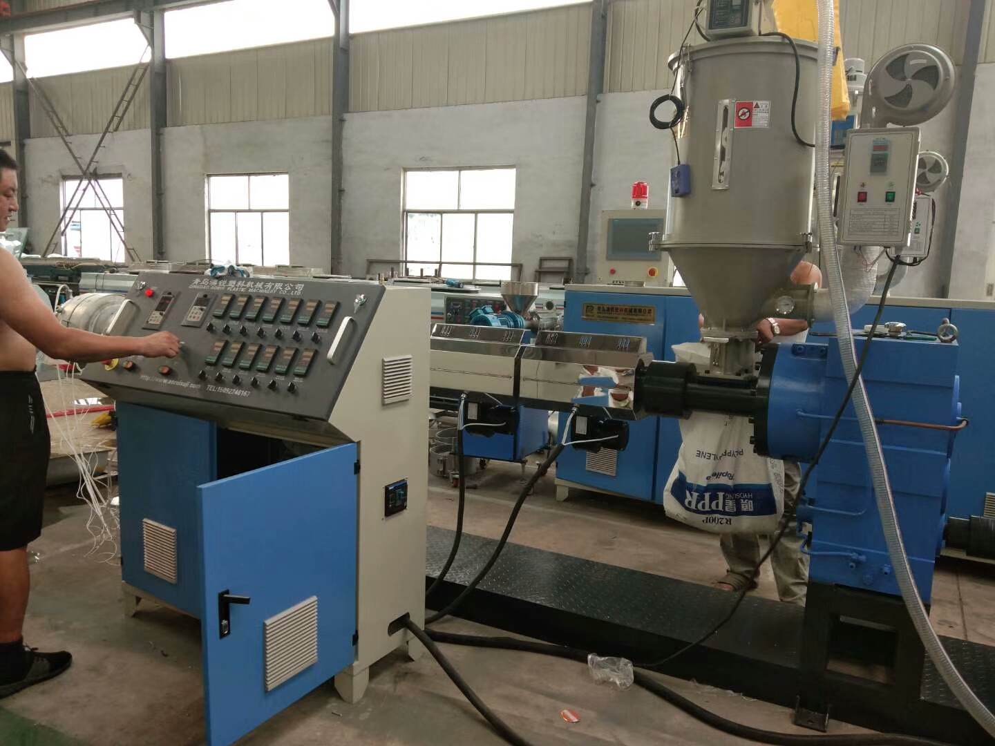 PLC LLDPE Pipe Single Screw Extruder Recycling Pelletizing