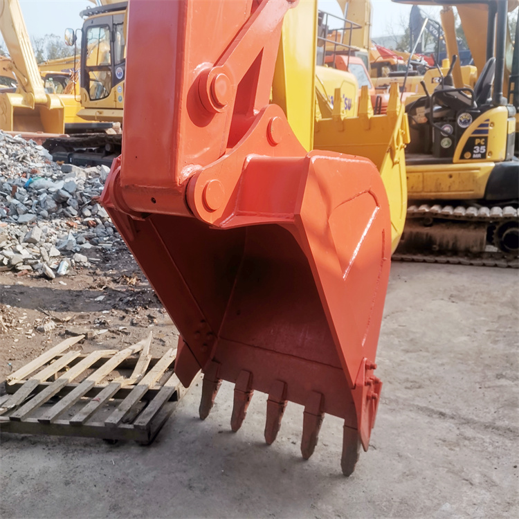 Good Condition Hitachi ZX130-6 Used Crawler Excavator in Japan with 3500 Working Hours