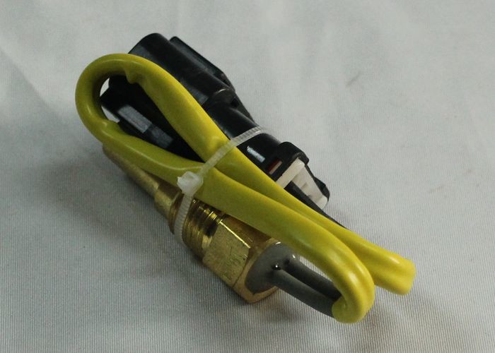 PC200-5 Komatsu Excavator Spare Parts Water Temperature Sensor High Performance