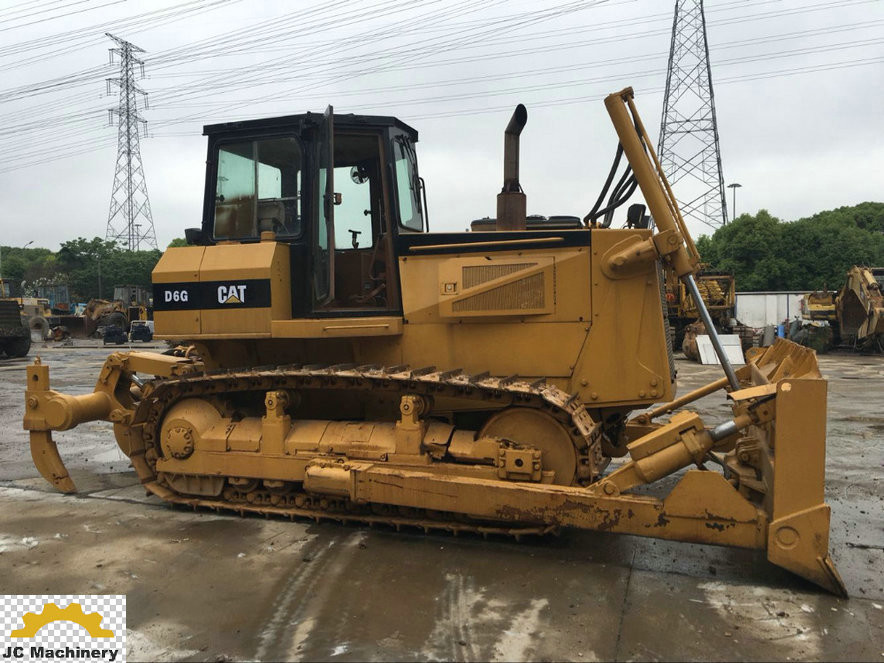 7 Track Rollers Cat Used Equipment / Cat D6G Dozer With Ripper D6 D6D D6H D6R