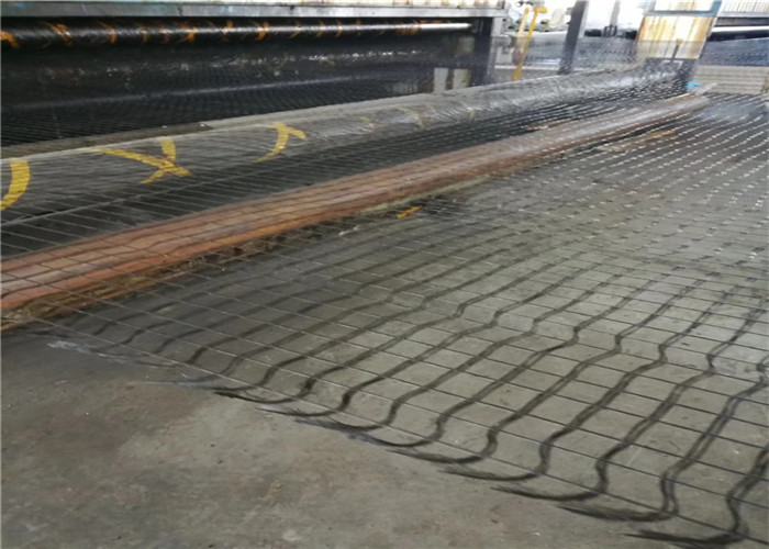 Reinforced Crackle Resistence 40KN Geogrid Fabric For Roads