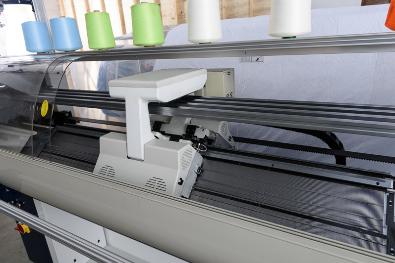 Computerized Plain Sports Collar Cuff Flat Knitting Machine