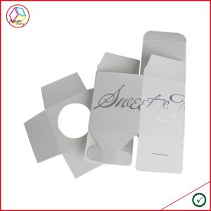 Customized Full Color Printing Cake Packaging Box With Paper Insert