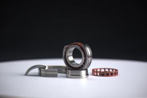  Auto Parts Spindle Bearing Sealed Angular Contact Ball Bearing 70, 72, 718, 719 for Machine Tool Sp Manufactures