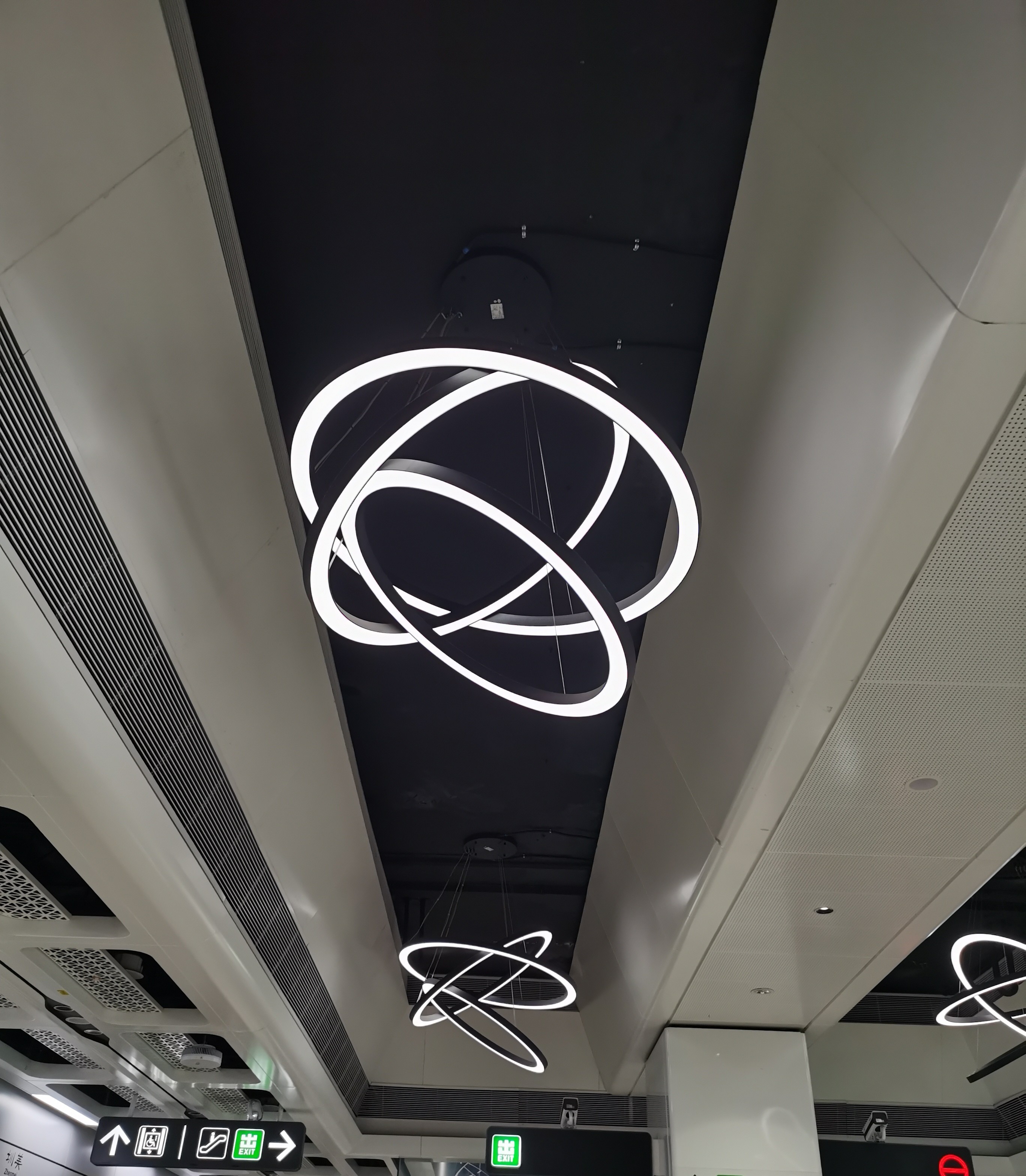 Combination Ring Pendant Lamp LED Linear Light For Metro Station Shopping Mall