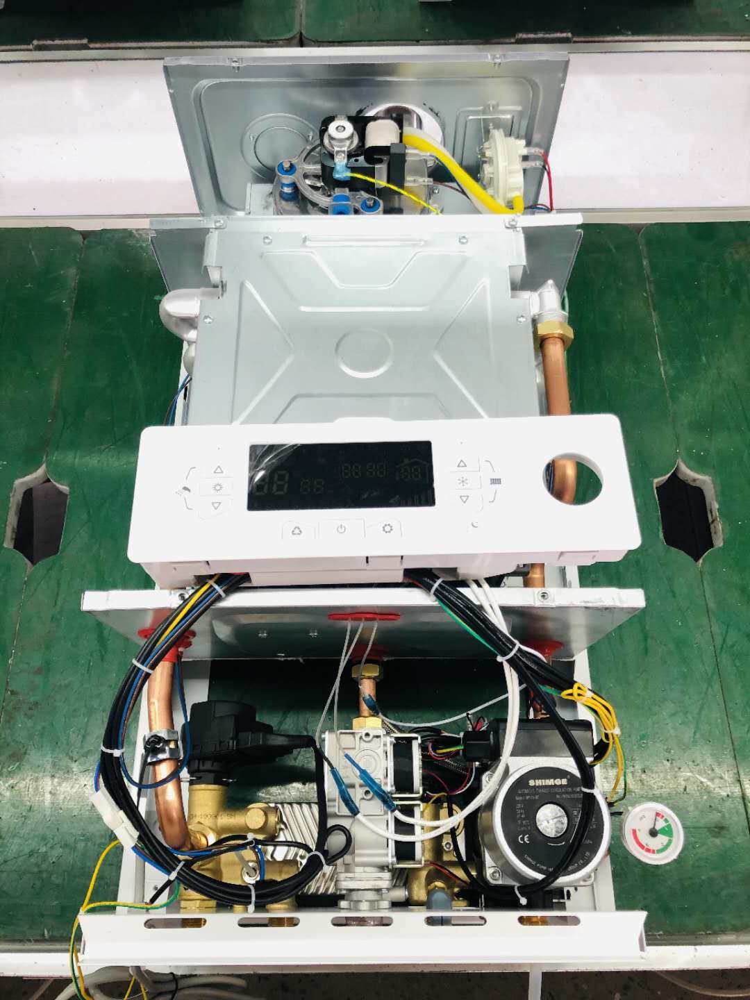 Wall Hung Gas Boiler 100% Copper 24KW Mini Size