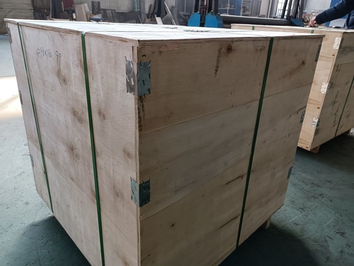 20um 304L Wedge Wire Screen Filter Anti Roll Type With Thread Connection