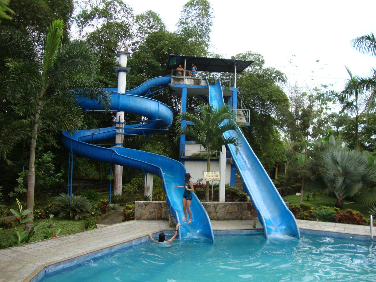Children Swimming Pool Carnival Ride Fiberglass Water Slide