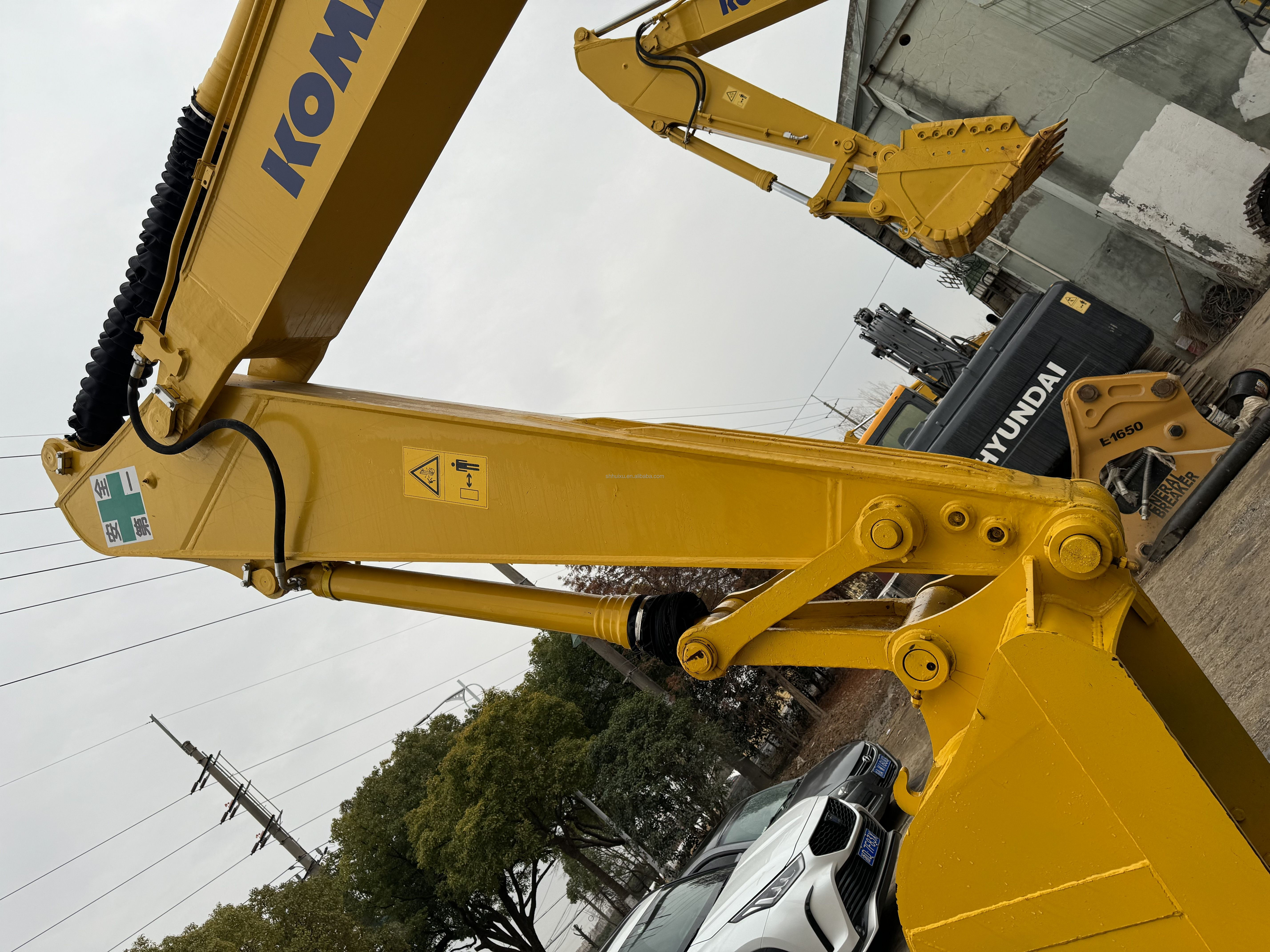 Used machinery komatsu pc200 excavator second-hand excavating machinery
