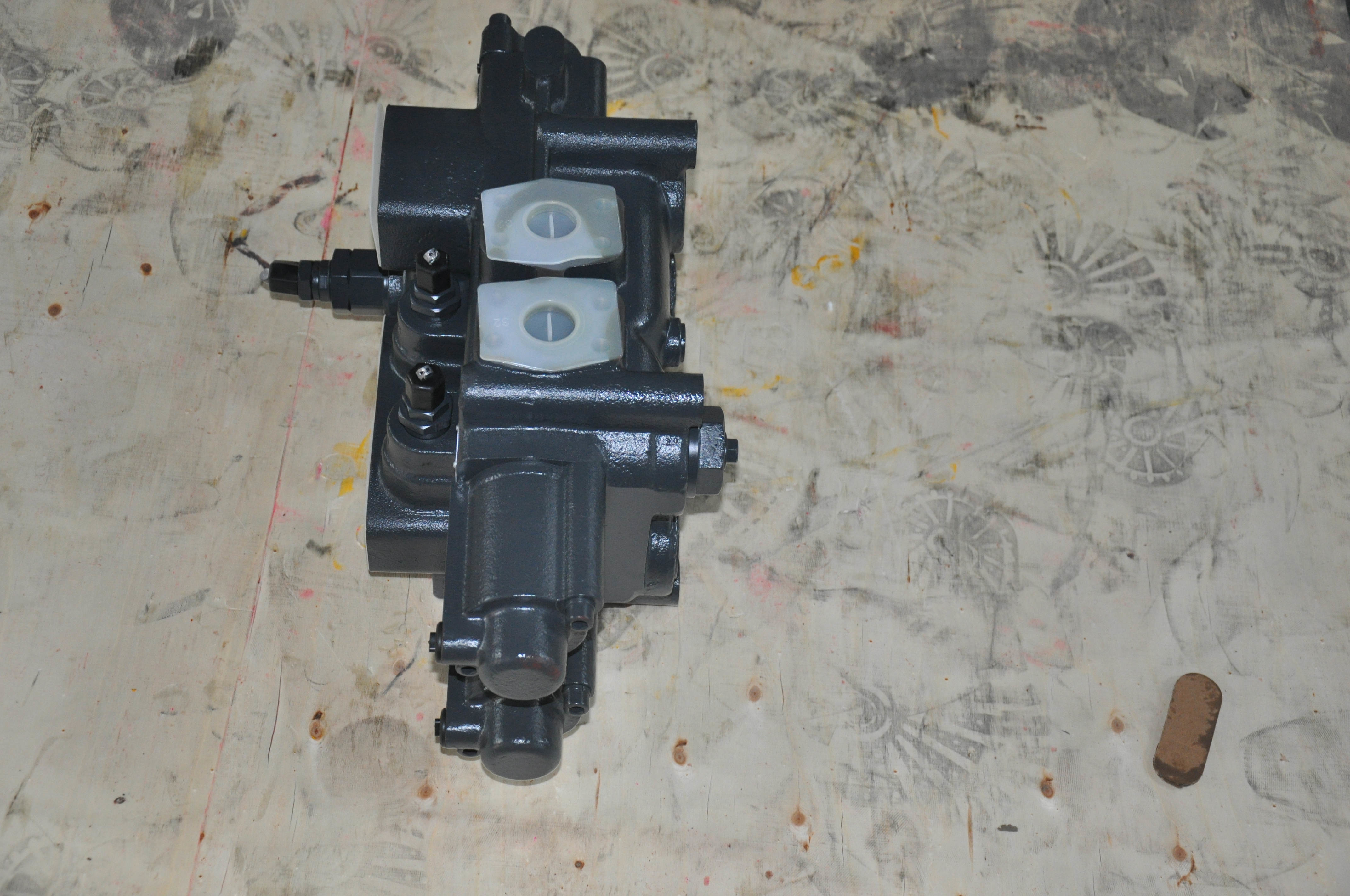 12C0025X0Y20MPAP01 Loader Control Valve , 66.00kg Hydraulic Pressure Control Valve