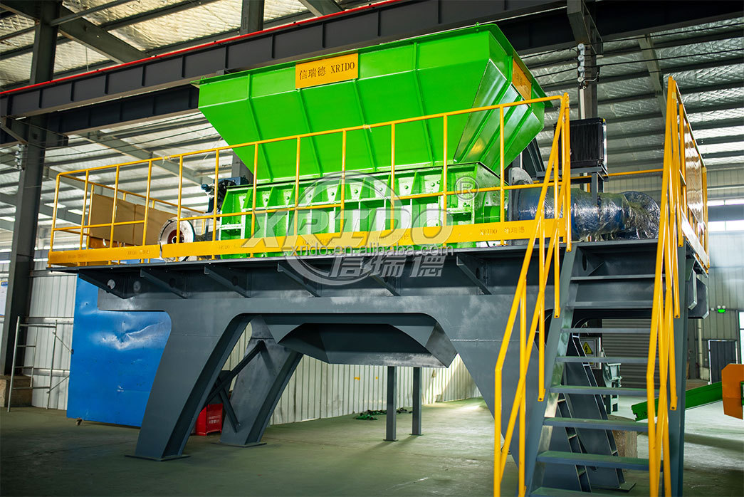 Plastic Waste Shredder Machine Double Shaft Shredder For Fabric And Clothes