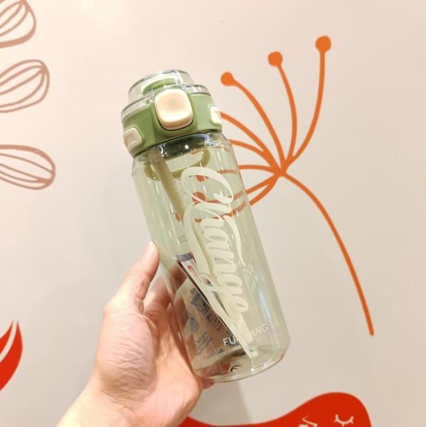 Lightweight 700ml 900ml Space Men And Women Sports Large Workout Water Bottle
