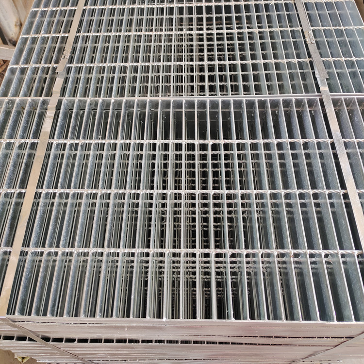 353/30/100 Heavy Duty Steel Grating Construction Site Passes Through Trucks