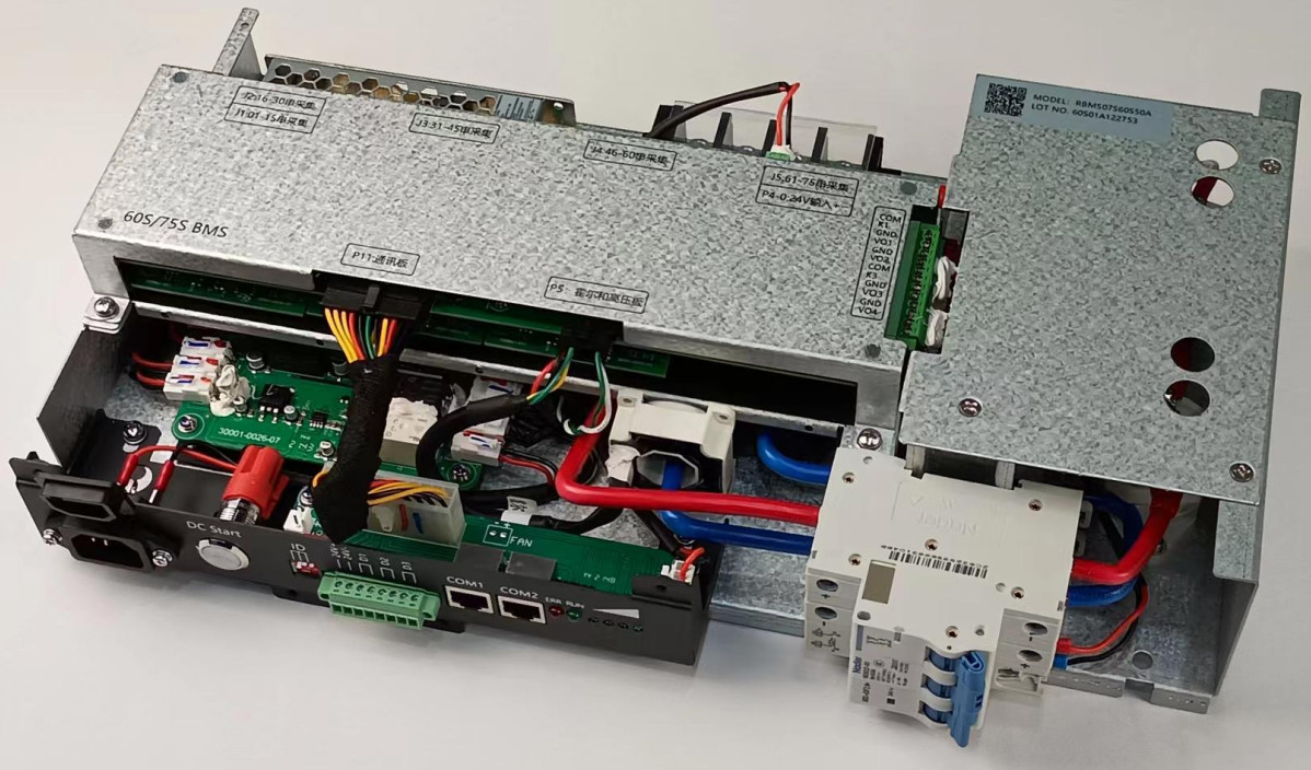 30S Integrated BMS 50A Discharge Current CAN RS485 LAN Dry Contact Communication Protocol