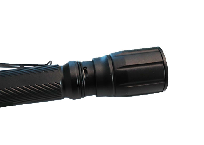 5W 300Lm Rechargeable Led Torch Light 5 Modes Cree 55h Working Time