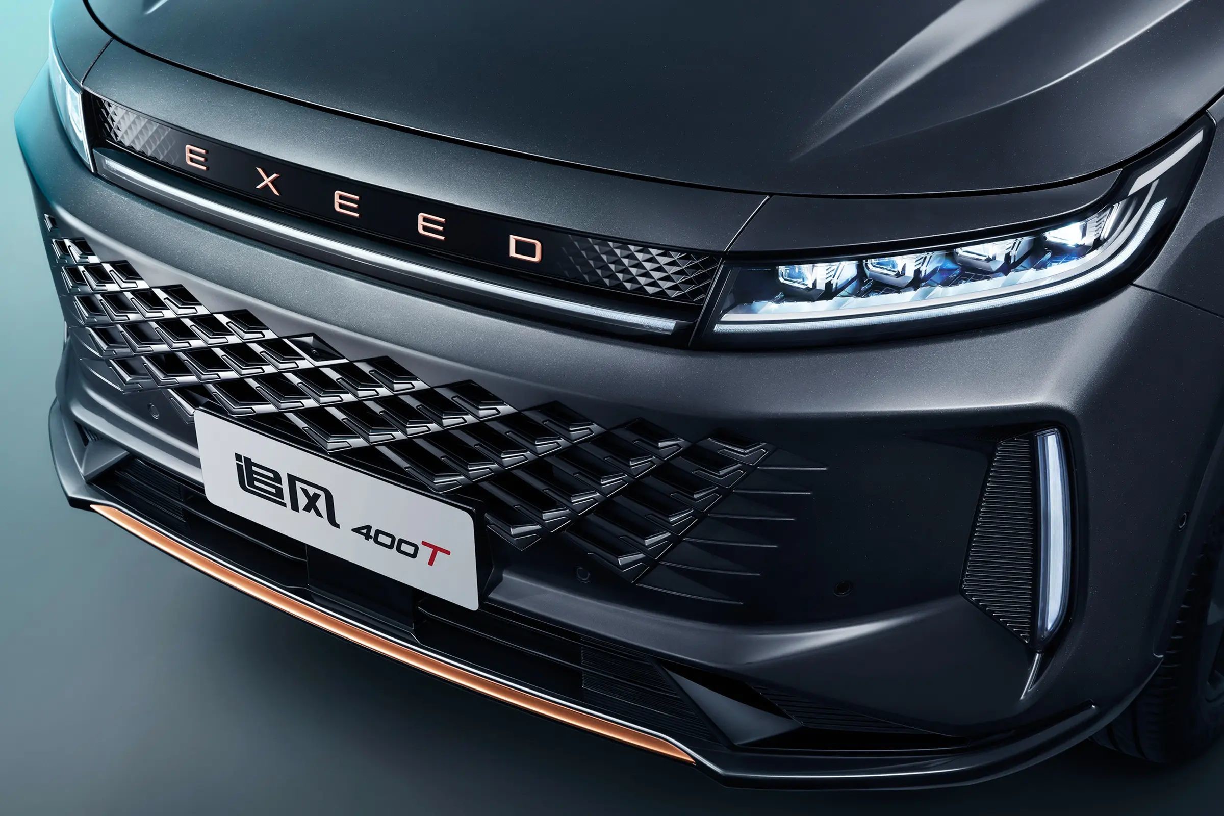 Chery EXEED LX Mid Size Chery Petrol SUV 180km/h Maximum speed 110hp