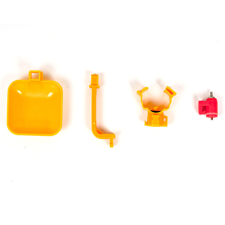 Automatic Chicken Poultry Drinking Cups 360 Degree Direction