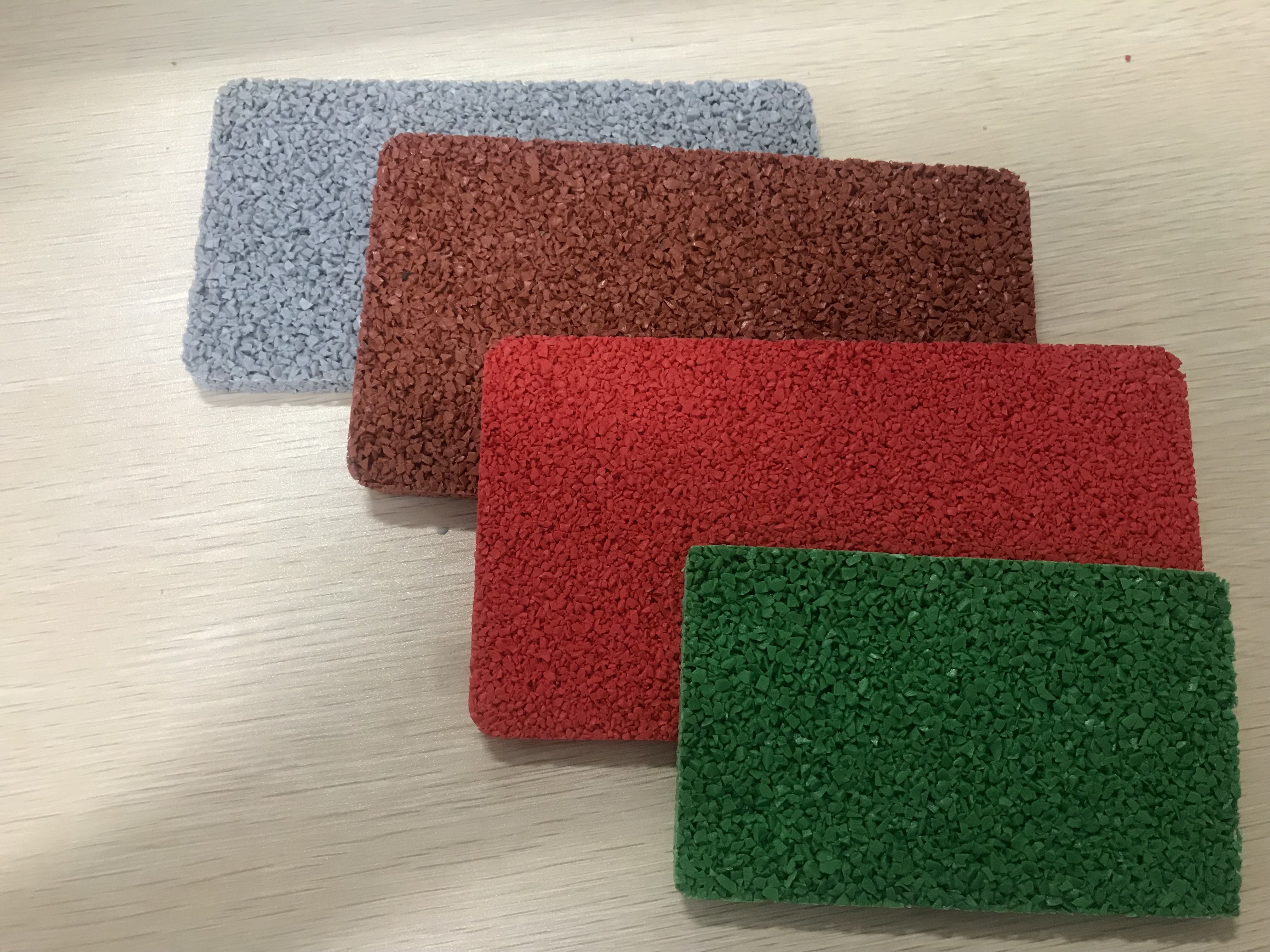 UV Resistance Green Blue Smooth Rubber Granules Flooring