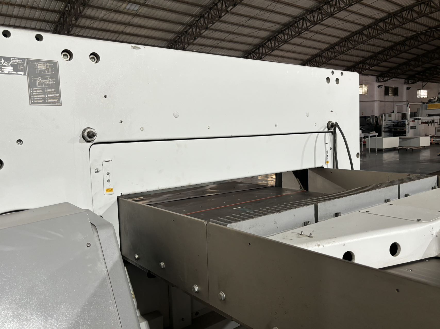Polar 137C The Ultimate Paper Guillotine for High Productivity in the Paper Industry