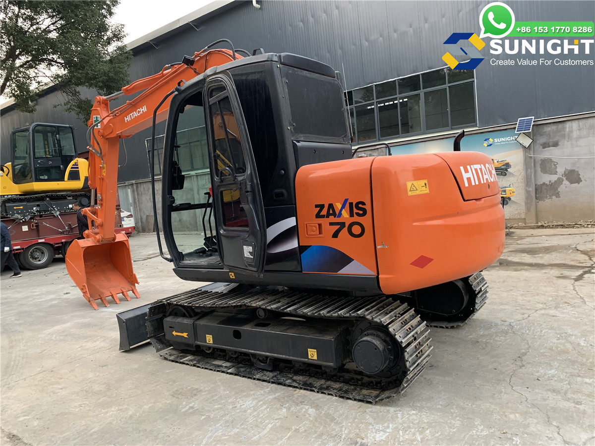 First Class Japan Used Excavator Hitachi ZX70 7 Ton Hitachi Excavator