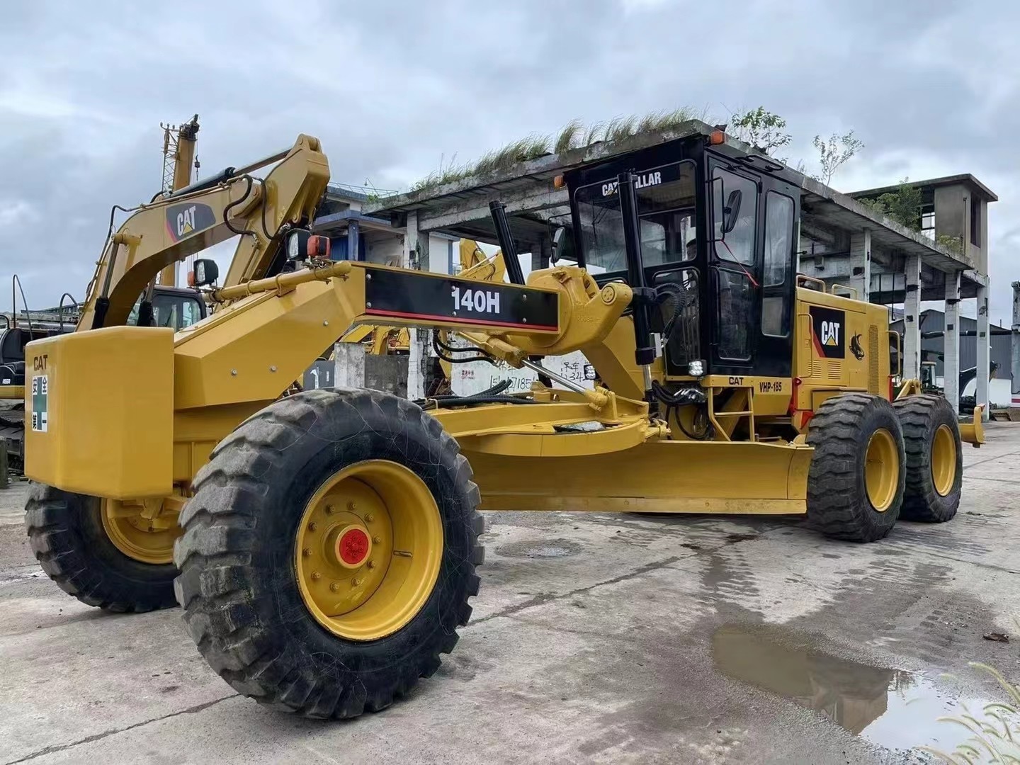 CAT 140H Second Hand Grader For Ground Leveling Operations