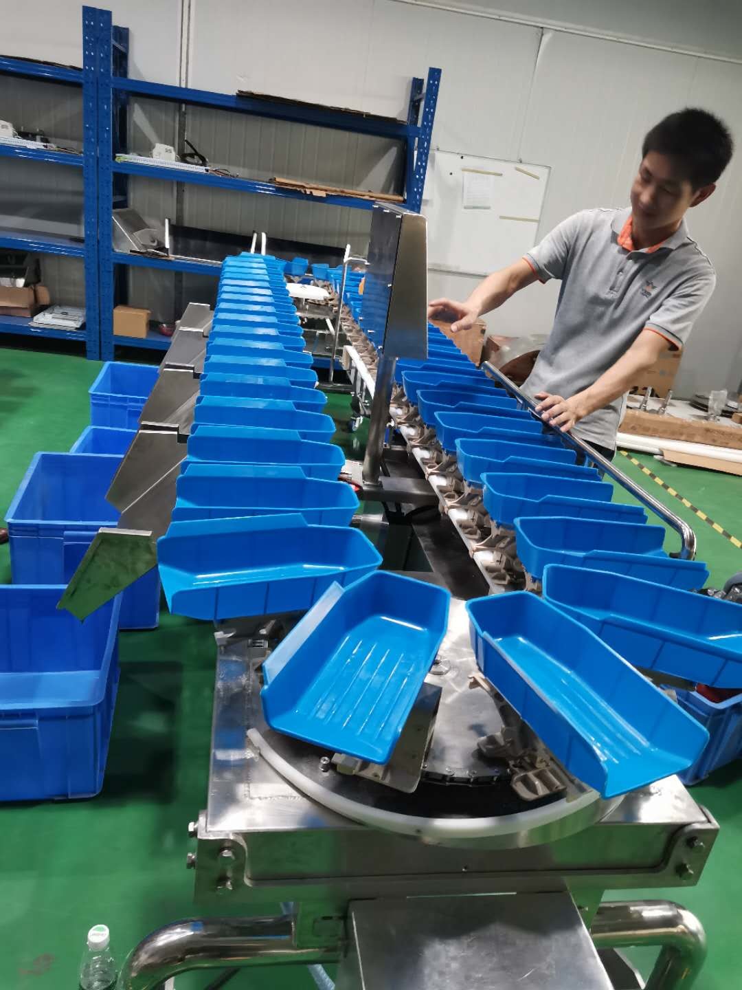 IP65 Fresh Fruits 1000g Multihead Weight Sorting Machine