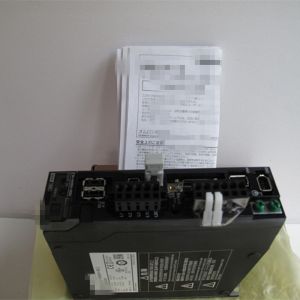 Omron R88D-KT04H AC Servo Driver OMRON Analog Inputs Pulse 200VAC 400W