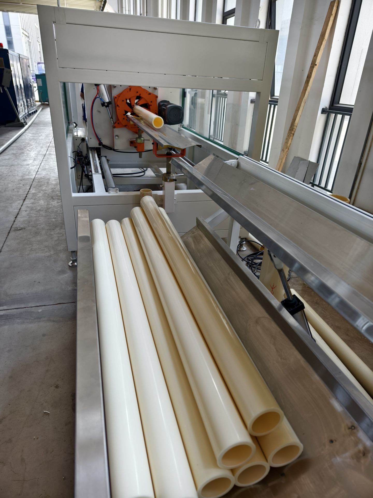 High Speed ABS PP HDPE Pipe Extrusion Machine For Lithium Battery Diaphragm Roll Core Production Line