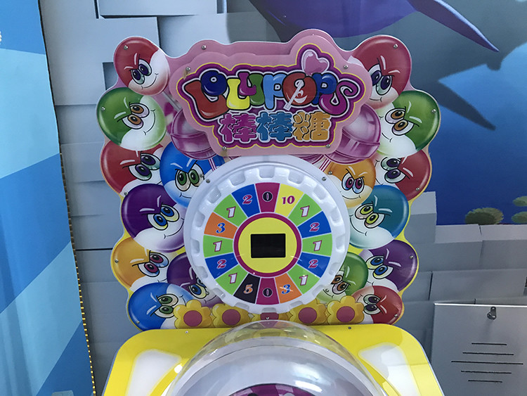 Amusement Park Crane Game Machine , turntable games coin operated candy machine vending
