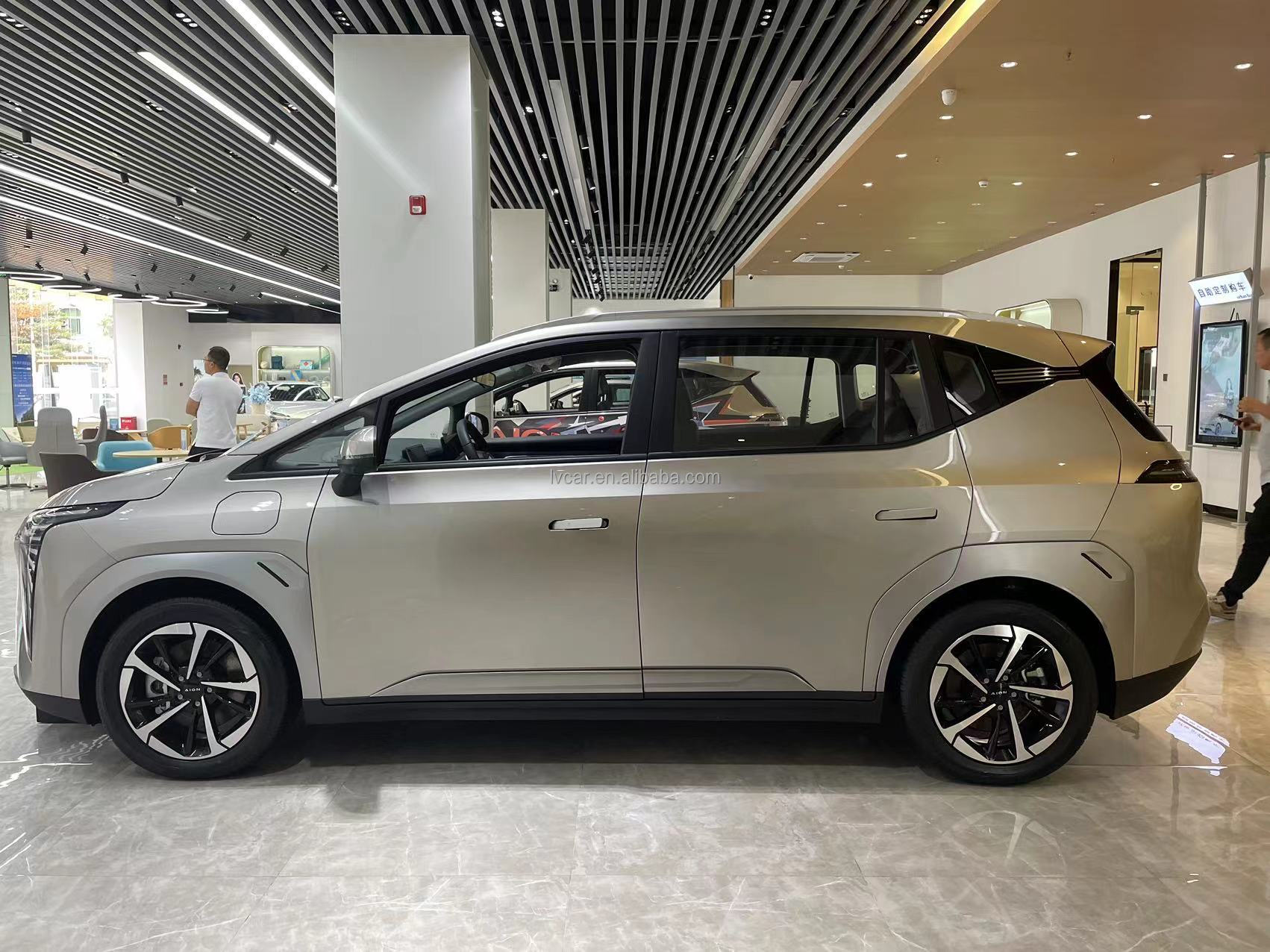 Guangqi Aian 2023 's TPMS Popular Energy Vehicle SUV with Large Space and 5 Seats