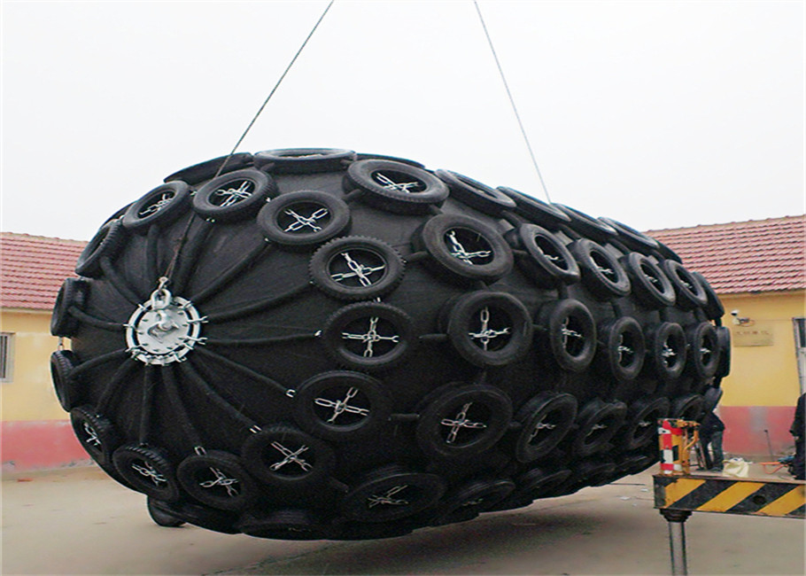 Industrial Oil & Gas Terminals Fender Options with Accessories