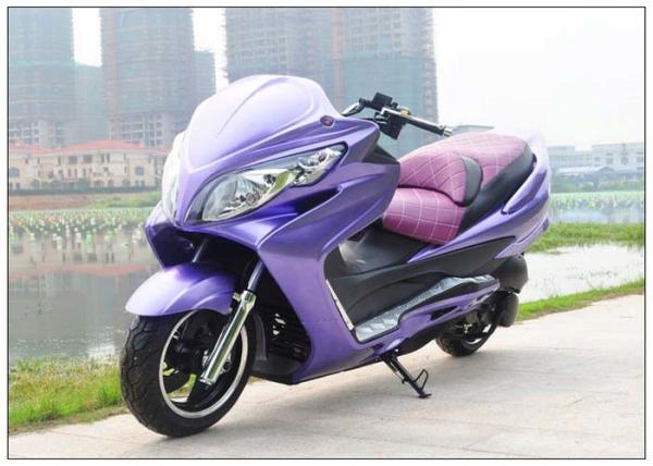 Single Cylinder 150cc / 250cc Gas Scooter Strong Power 4 Stroke With Remote