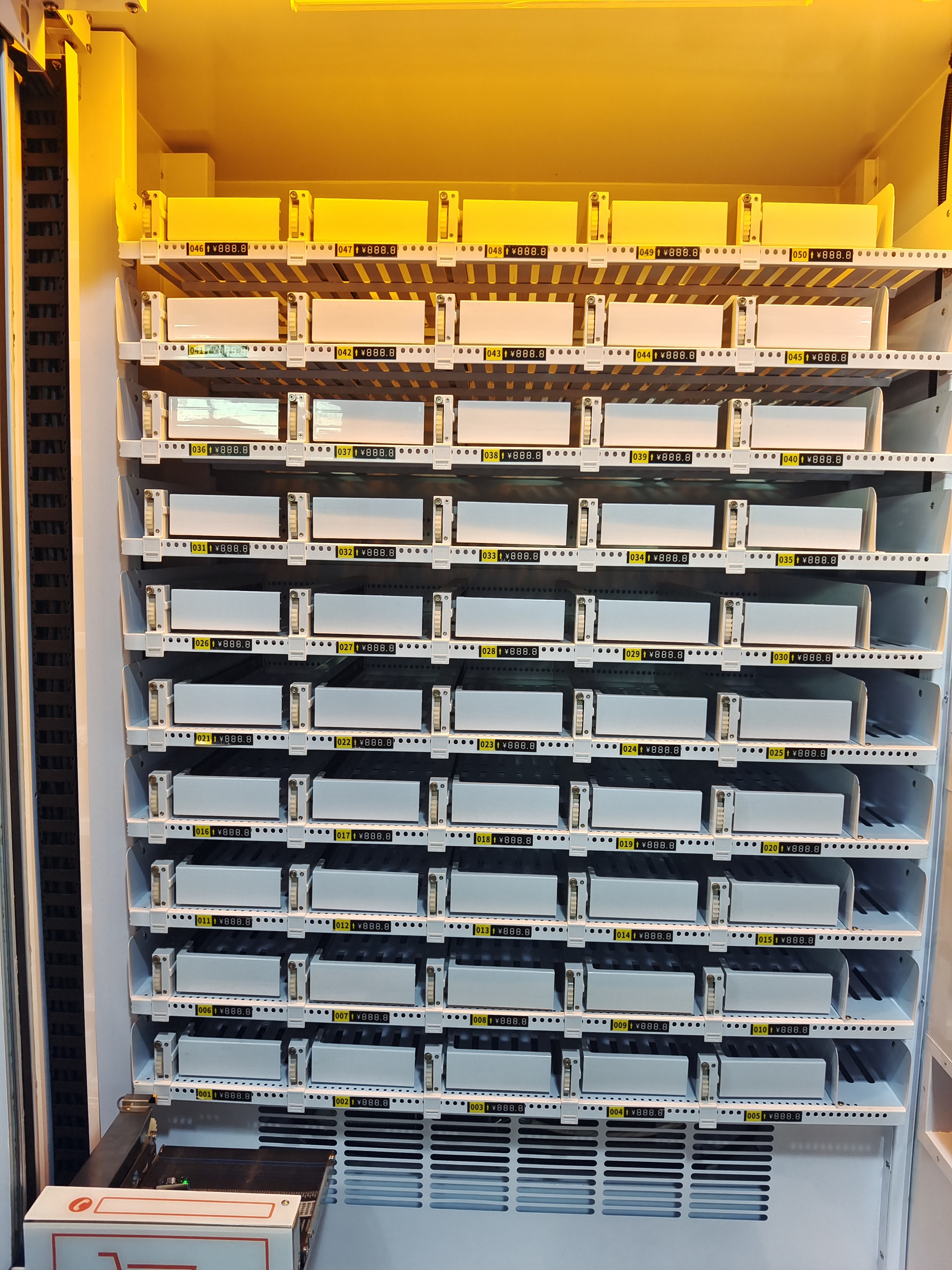 120 Boxes big Capacity Automatic food vending machine with Cooling and Heating Function