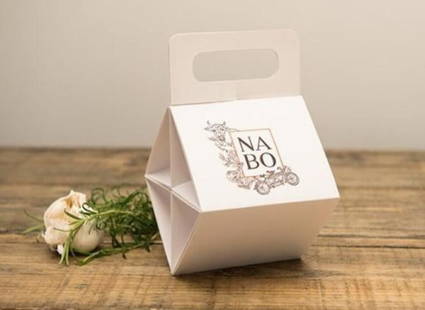 Custom luxury paper drawer corrugated jewelry packaging gift box,magnetic