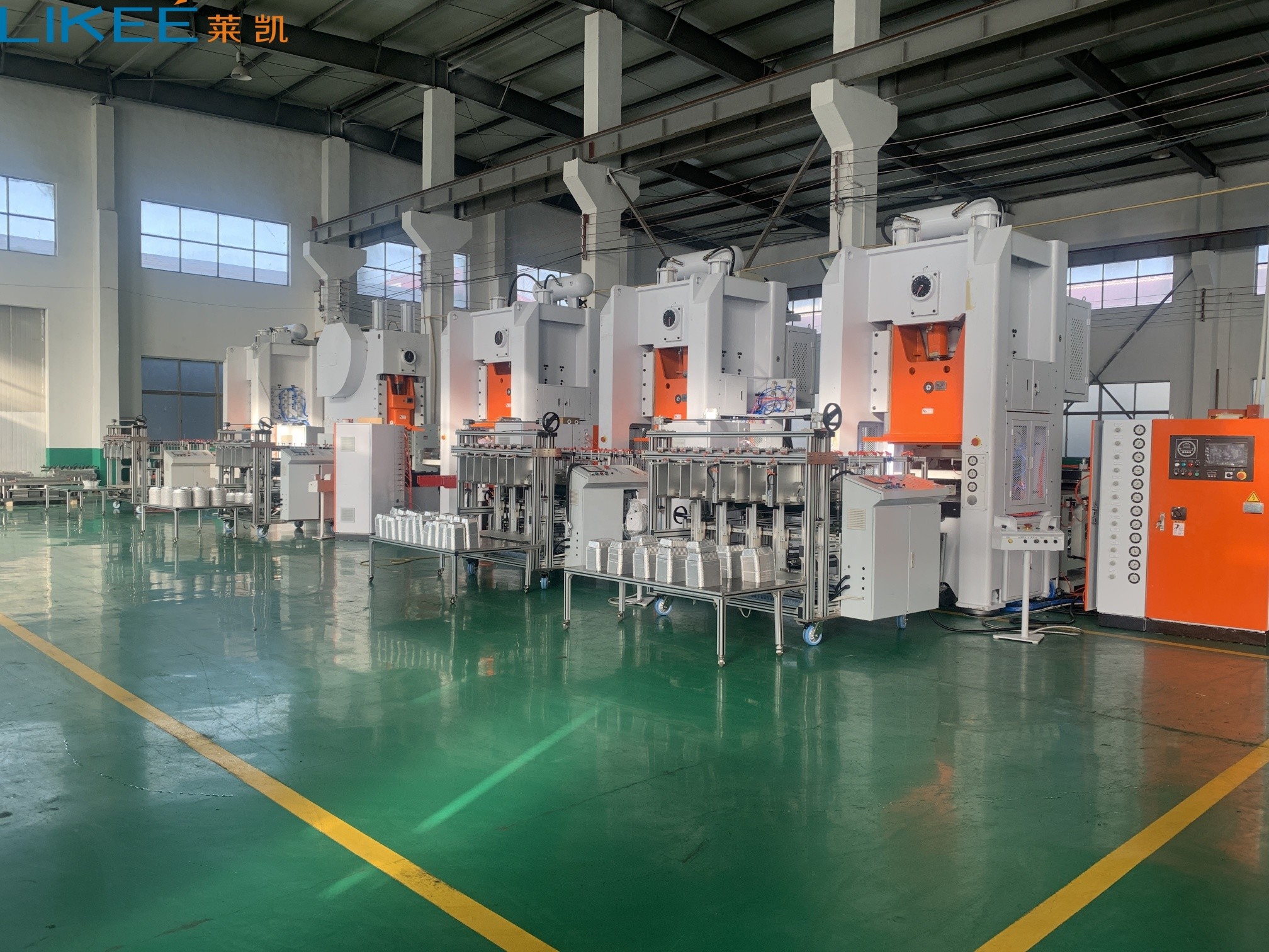 80Ton Pneumatic Food Container Box Making Machine Aluminium Packing Box Machine