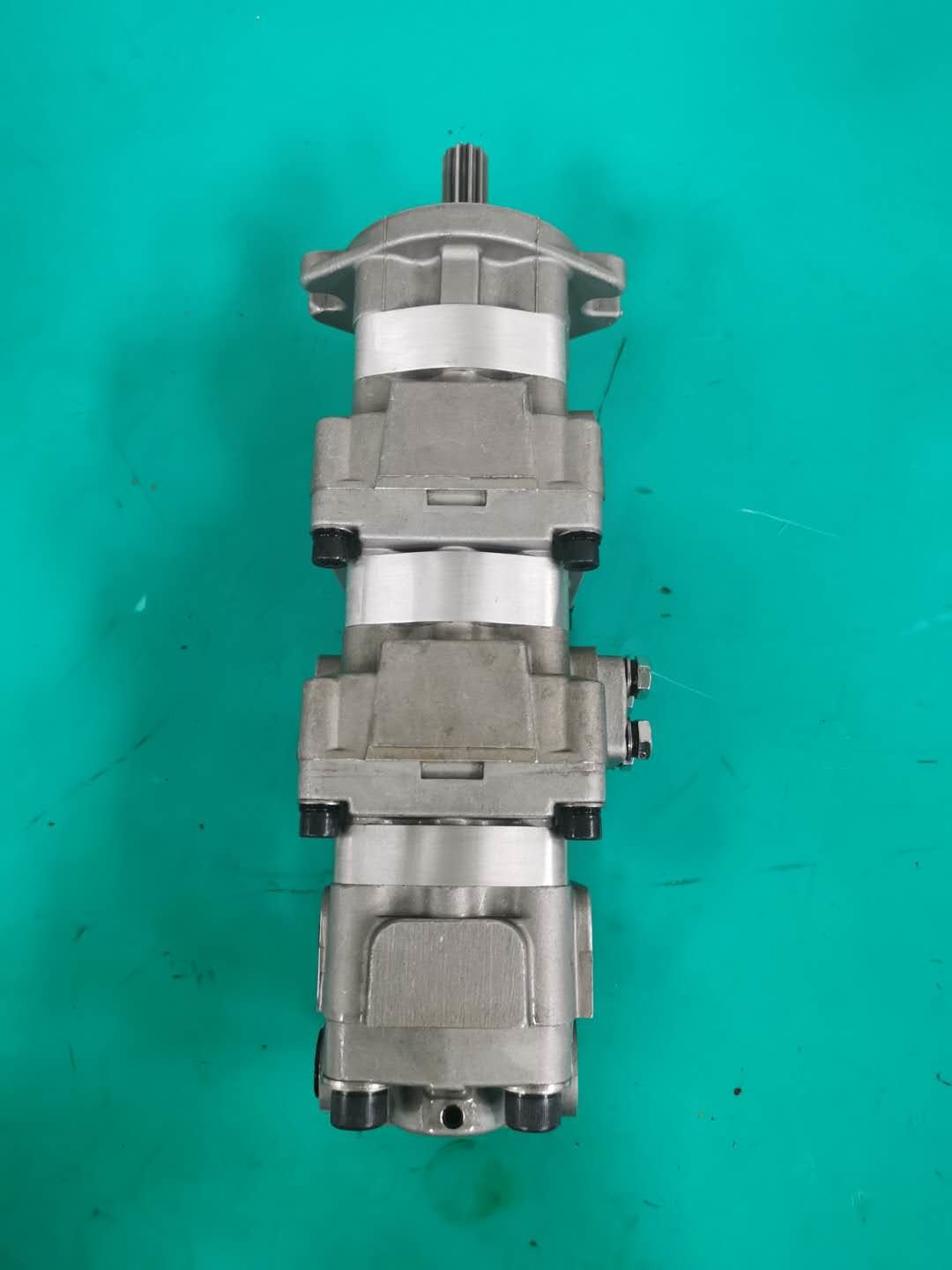705-41-08210 705-41-08240 Komatsu Gear Pump SBR11+11+7+2.5 PC28UD PC28UG PC28UU WEIGHT:10KGS