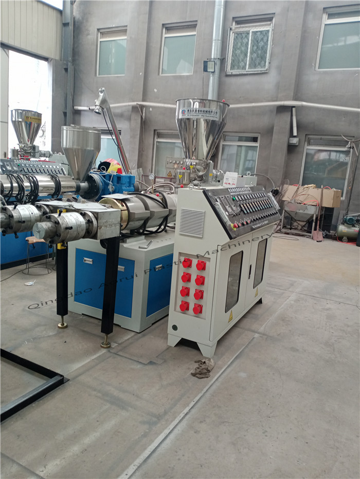 Stable PVC Pipe Extrusion Line 16 - 63mm Twin Screw Extruder With 37kw Motor