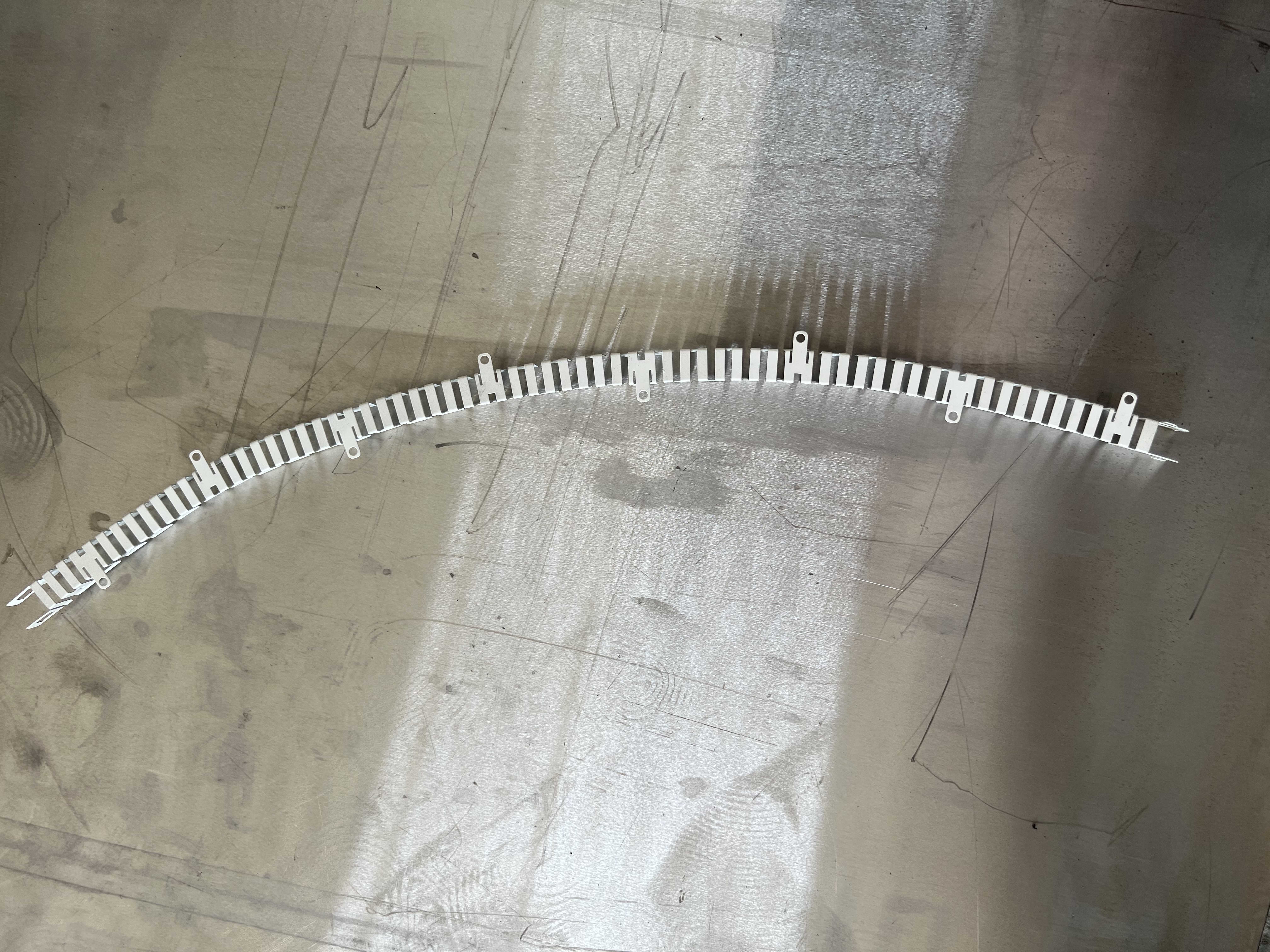 Gear-shaped protective wire sleeve, PE environmentally friendly new material, free-cutting wire protection coil, sufficient length and accurate size,