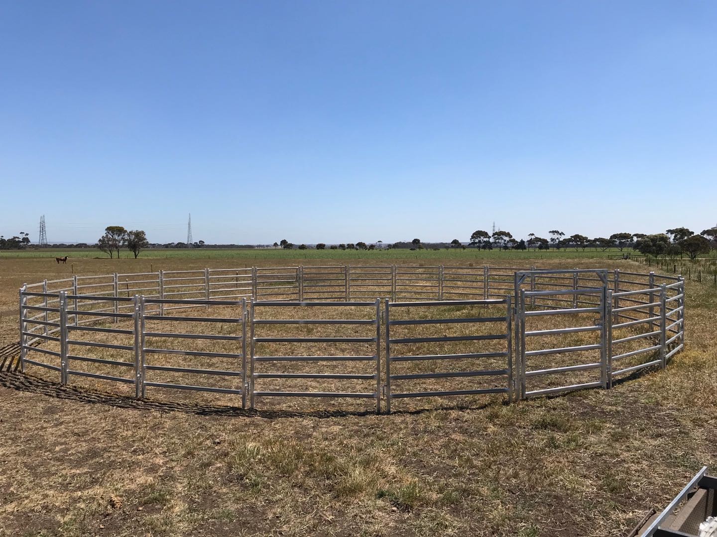 15m Diameter Horse Arenas 22Pcs incl. 3m tall Gate Locking Pins. Victoria