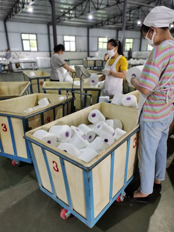 100 % spun Polyester Yarn 20/2/3 30/2/3 with white color Oeko Tex Certificate