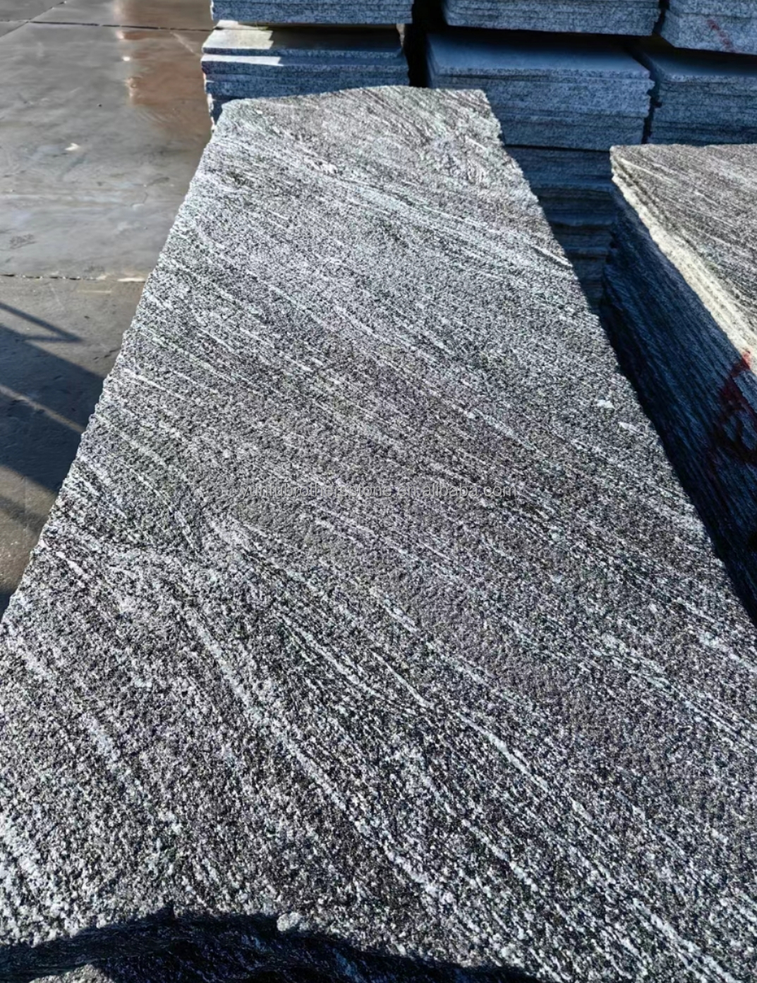 Modern Hotel Matt Surface Finishing Natural Stone Dark Grey Granite with White Veins Stair