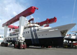 China 150t 180t Mobile Boat Lifting Crane Yacht Travel Lift Crane on sale