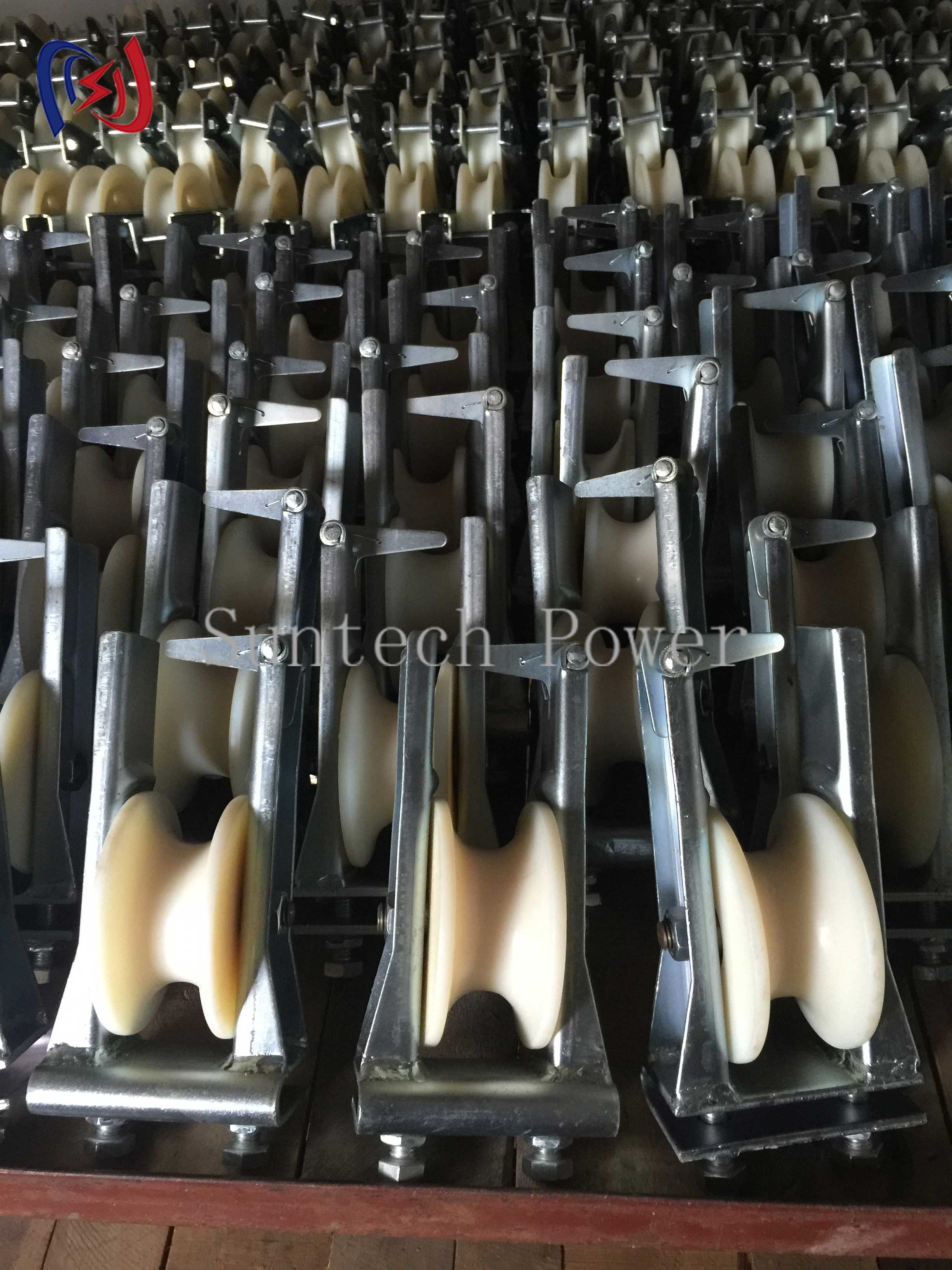 Swerve Skyward Wire Stringing Blocks 25mm - 400mm Double Sheave Pulley Block