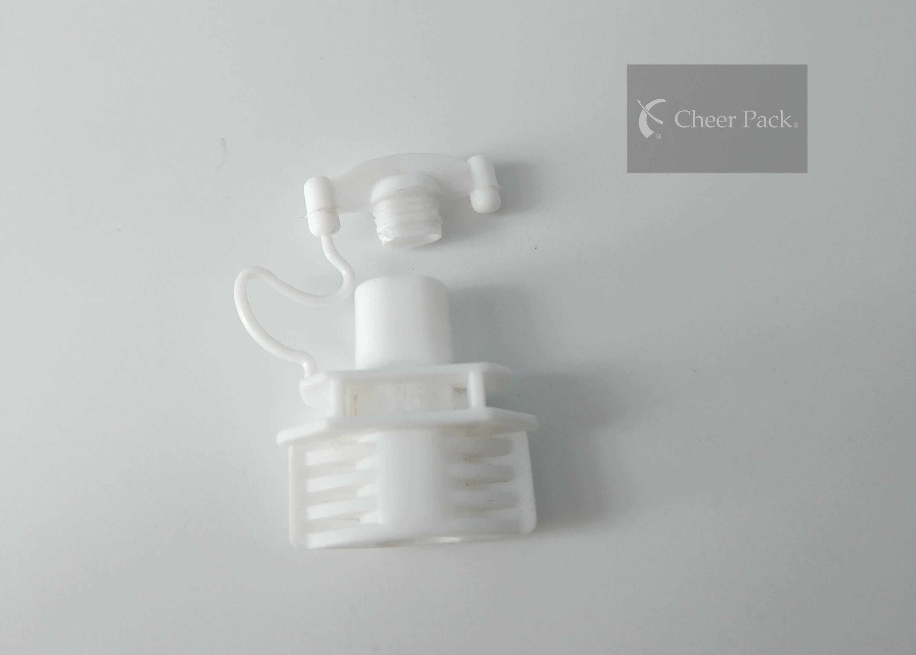 One - Piece Twist Spout Cap Diameter 5mm For Sleepping Mask Bag , 0.55*0.48cm Size