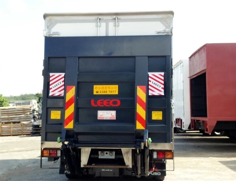 Automatic Box Van Tail Lift Cantilever Truck Power Tailgate Lift 24V 18MPa