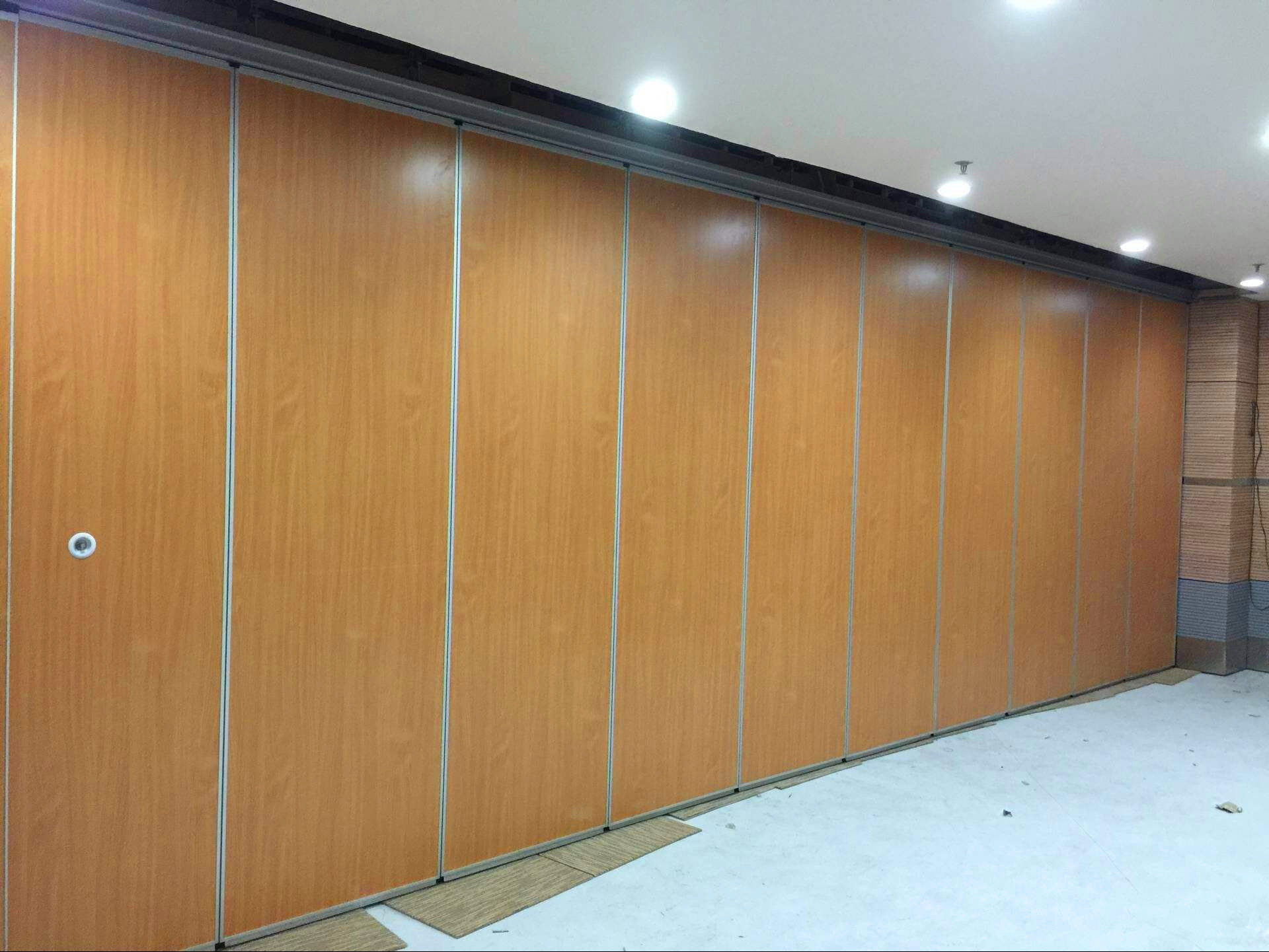 Interior Wooden Sound Proofing Acoustic Room Dividers / Folding Partition Wall