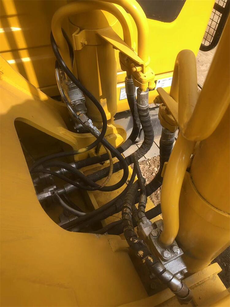 Multifunctional 2022 Komatsu PC200 20Ton Excavator with 681 Working Hours