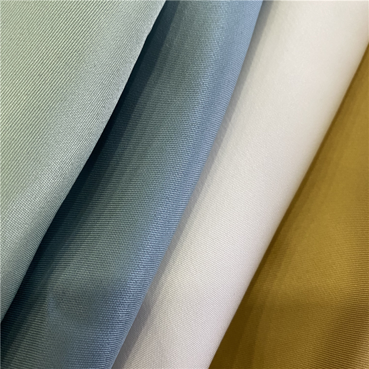 Lightweight Peach Skin Fabric Cool Feeling Microfiber Wicking Fabric For Summer Pants